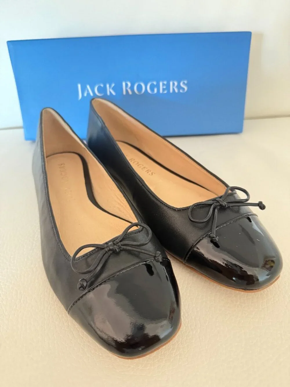 NIB JACK ROGERS KENLYN CAP TOE BALLET SHOES BLACK LEATHER / PATENT LEATHER 9